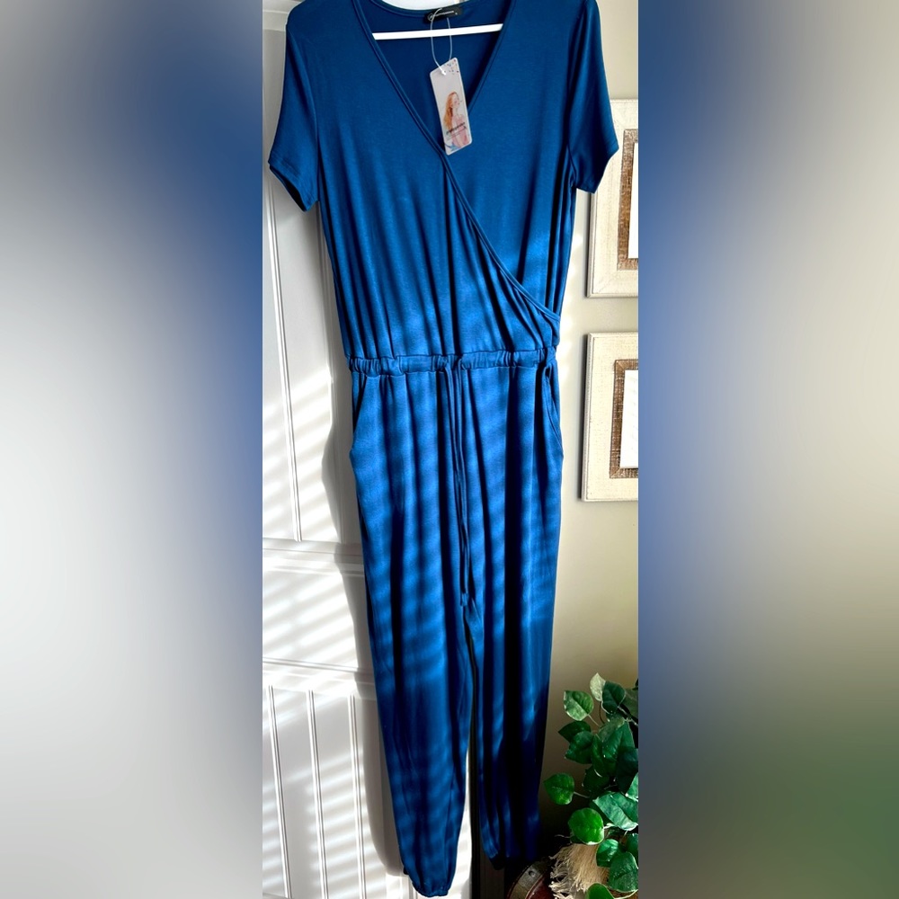 Women’s jumpsuit - NEW with tags!